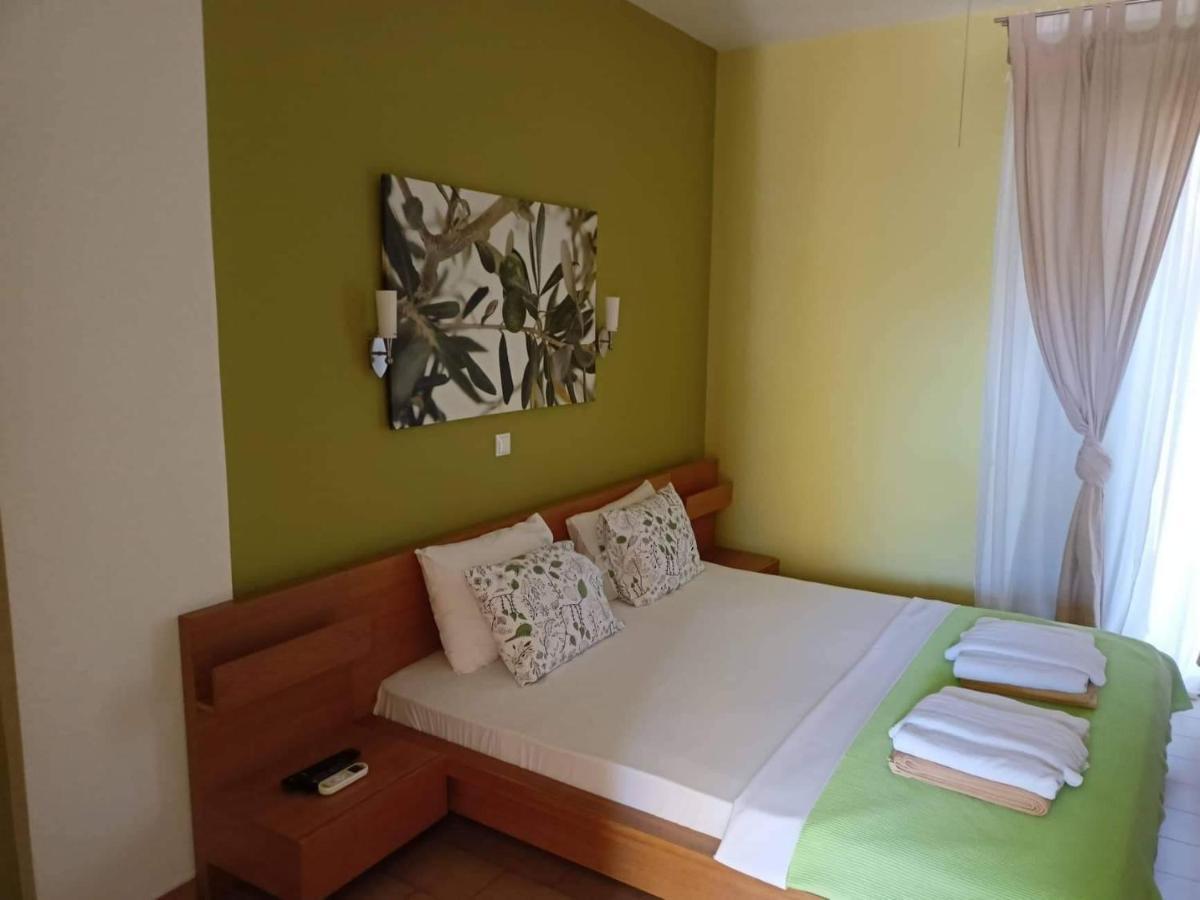 Poros Town Eleonas Studios מראה חיצוני תמונה